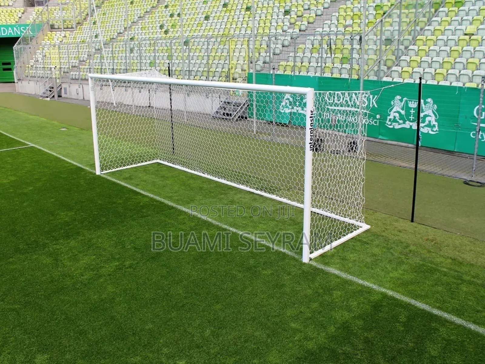 Professional Goal Posts With Net