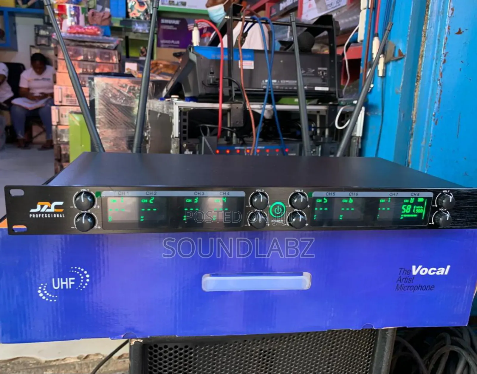 JAC 8in1 Wireless Microphone