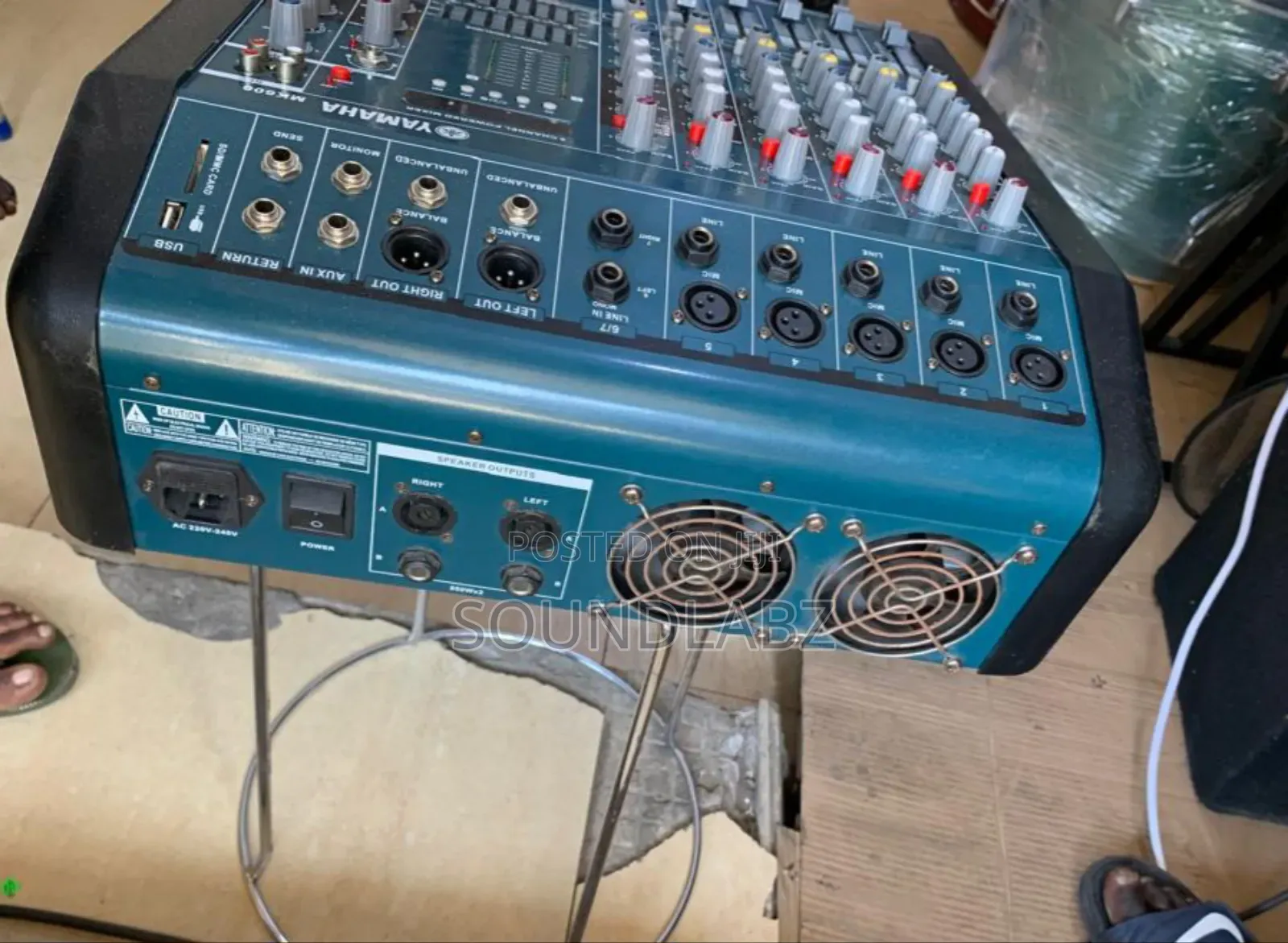 Yamaha MK-600 6 Channel Powered Mixer