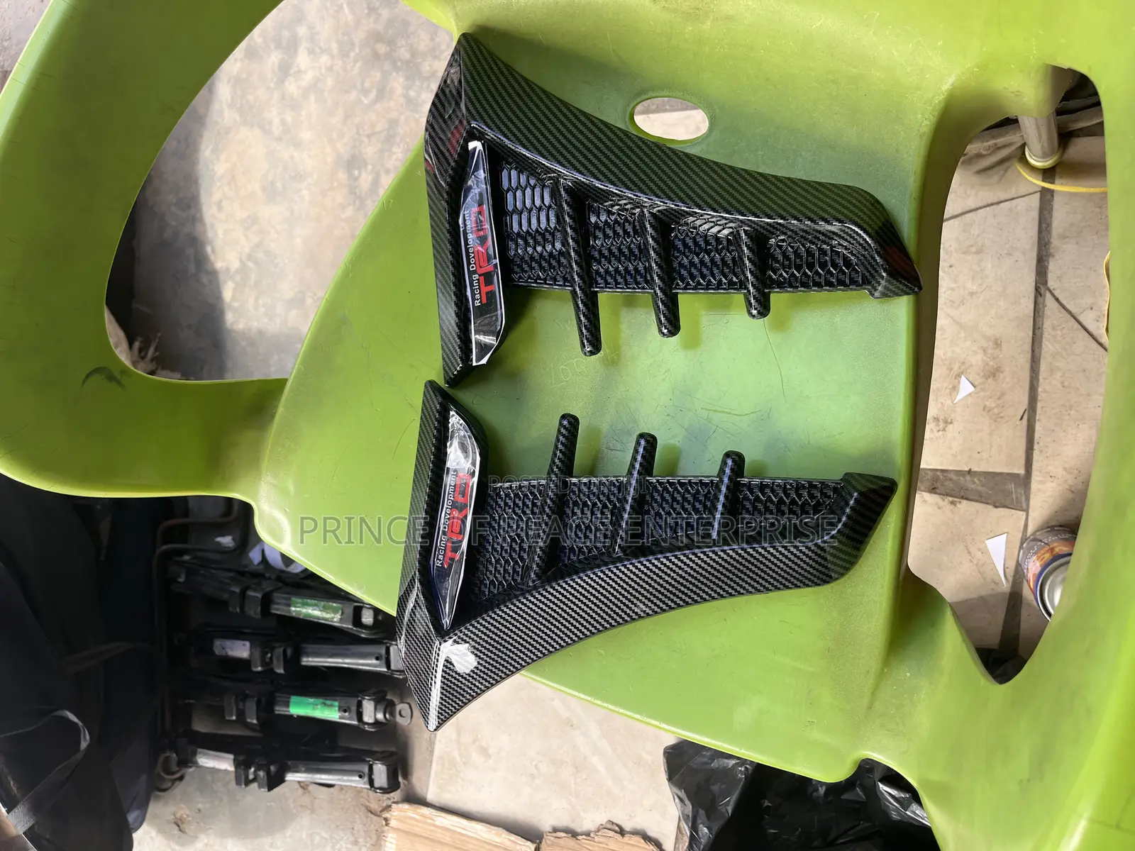 Car Fender Fiber Air Flow Vent Pair