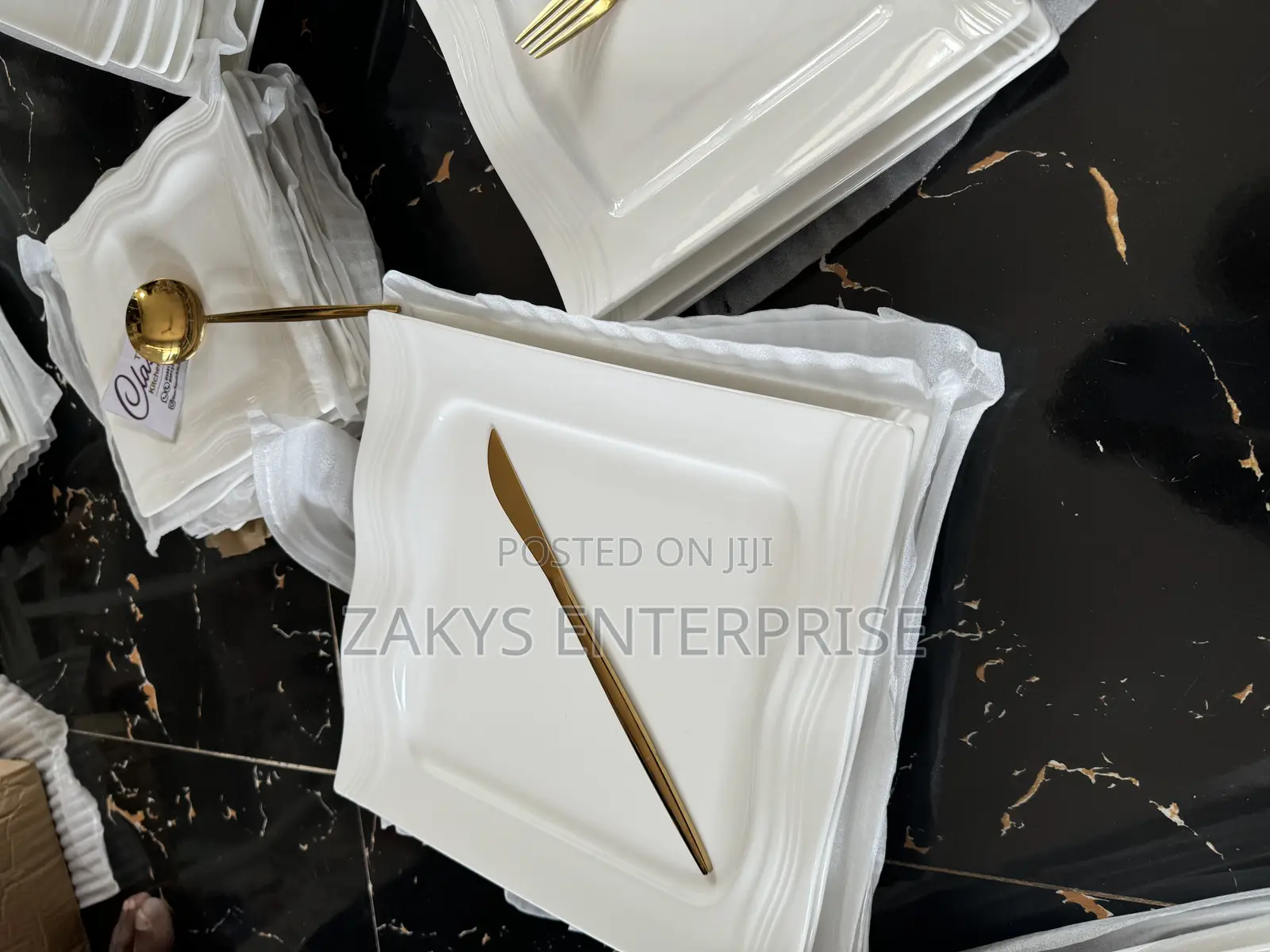 Luxury Dinnerset 24pcs
