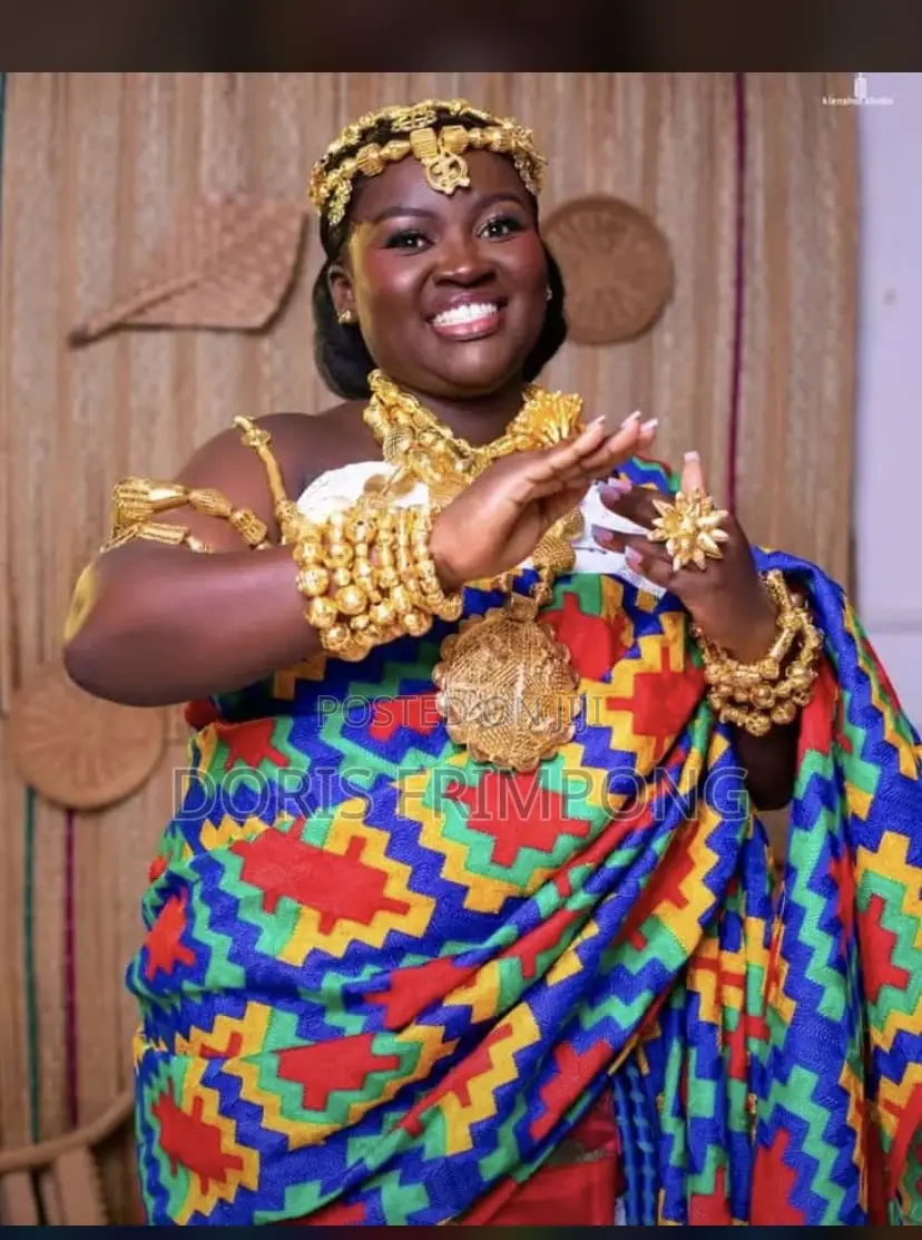 Gold Accessories for Traditional Styling