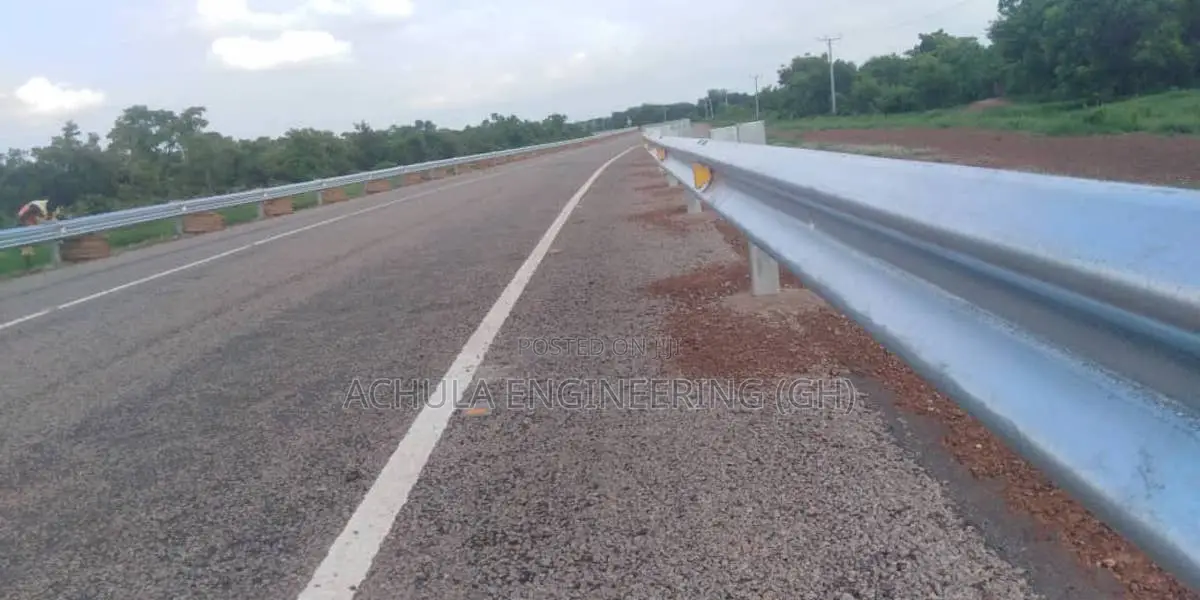 Road Safety Metal Beam Crash Barrier