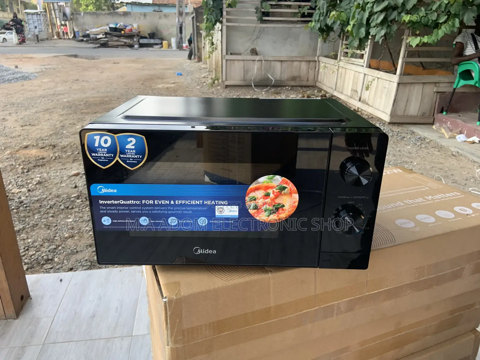 Midea 20L Microwave