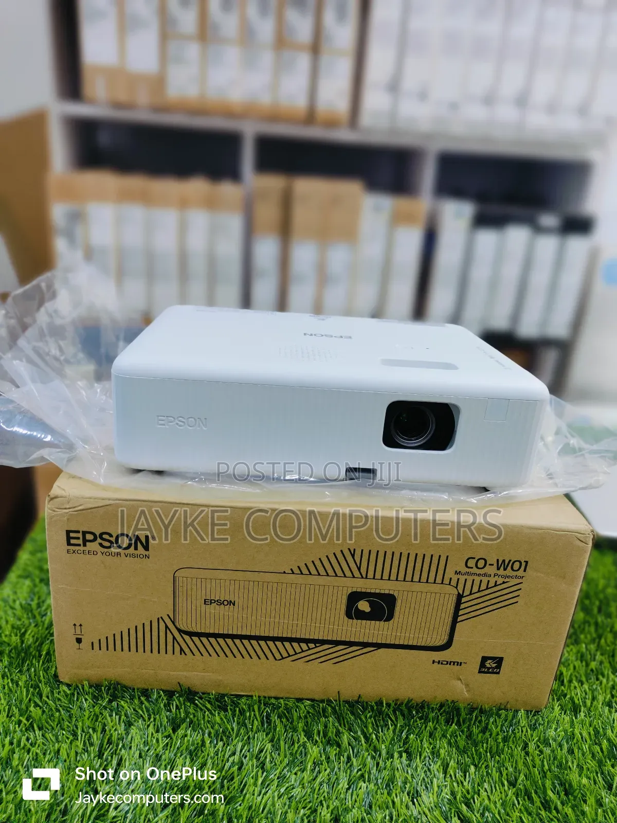 Epson Co W01 Projector 3000 Lumens