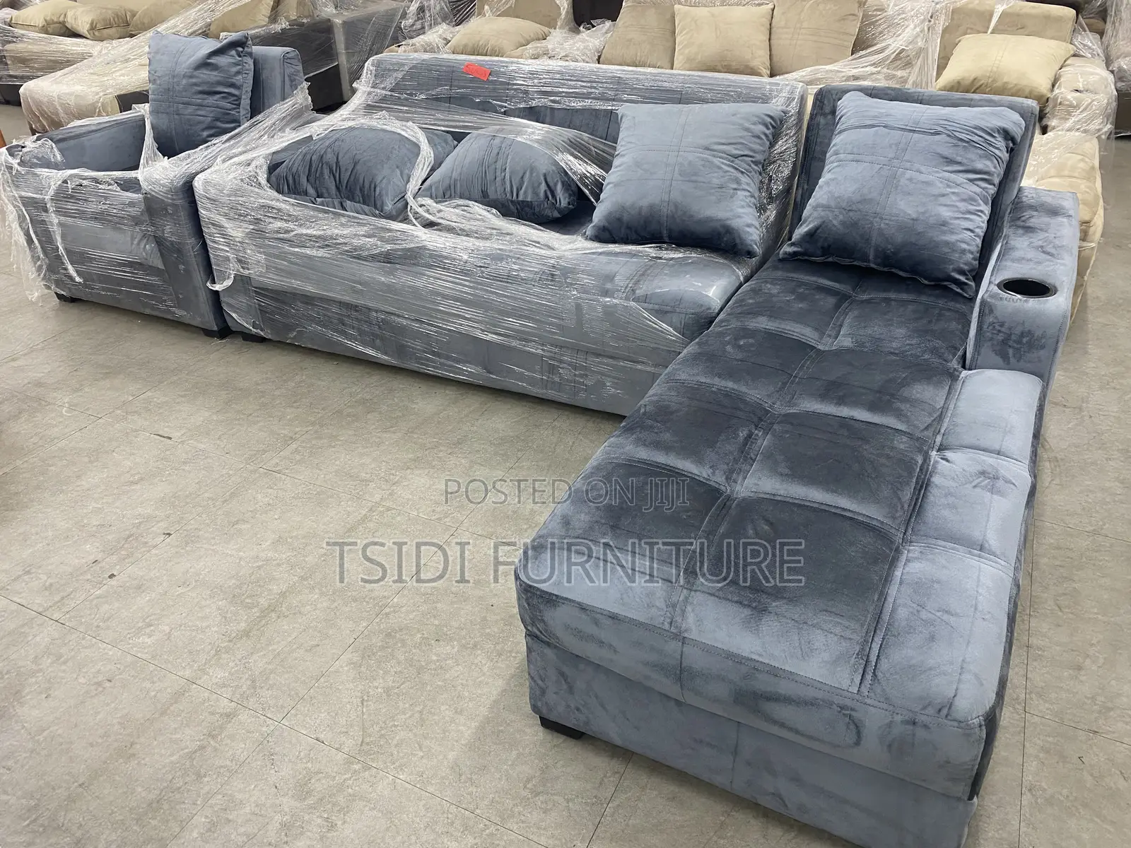 Classic L Shape Sofa With Single