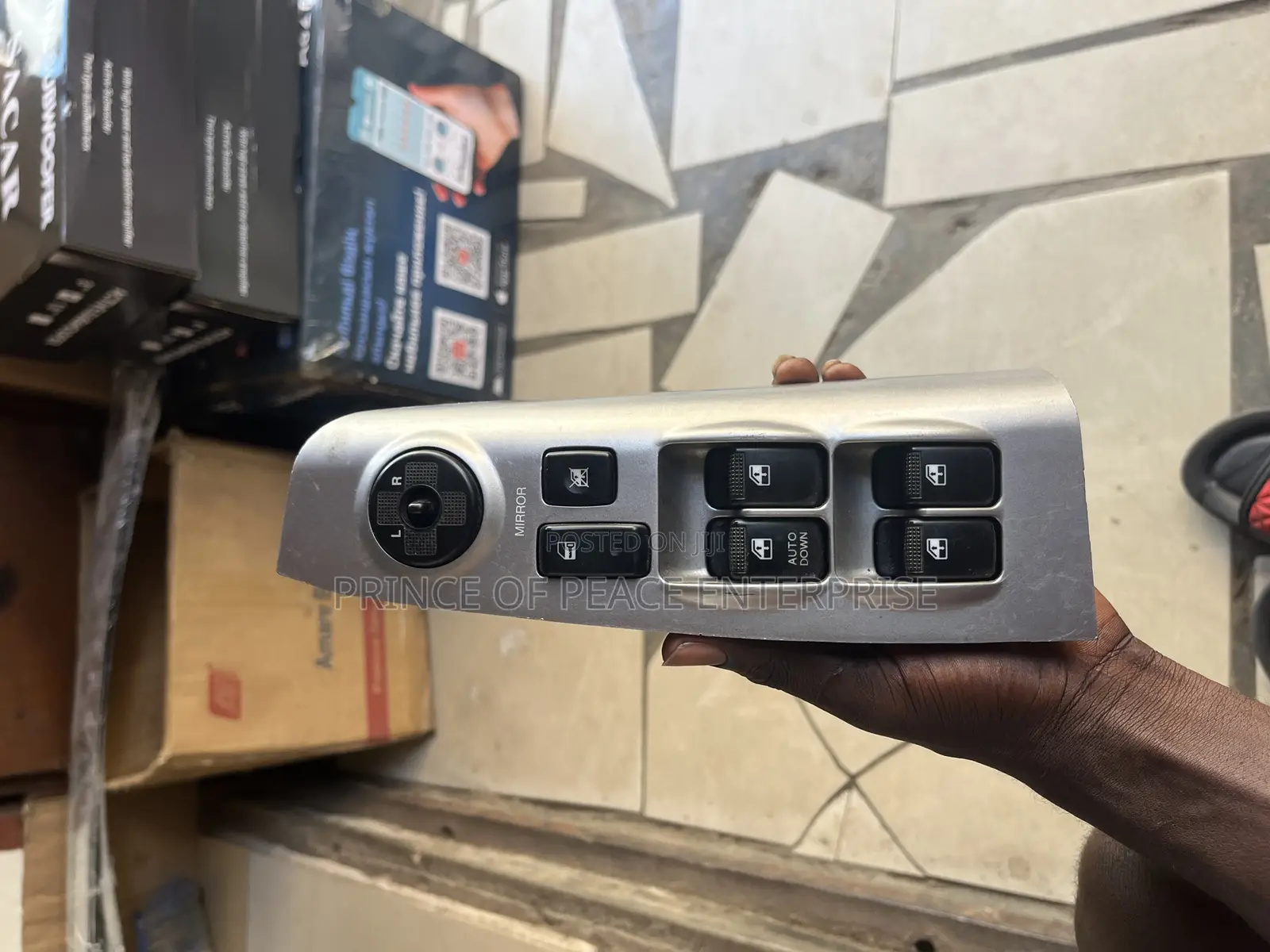 Hyundai Tucson 2005 Master Door Switch
