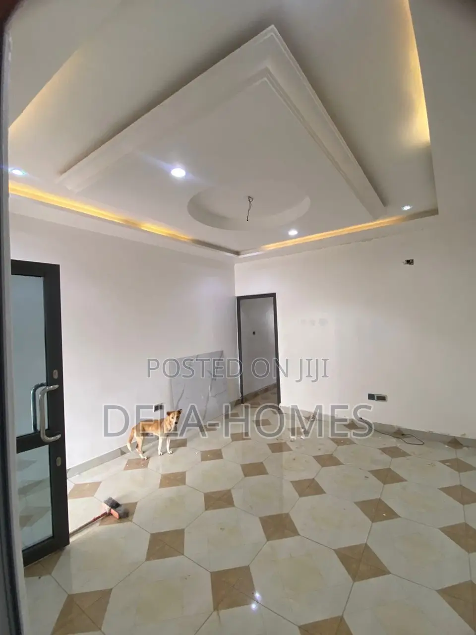 Chamber and Hall Self Contain