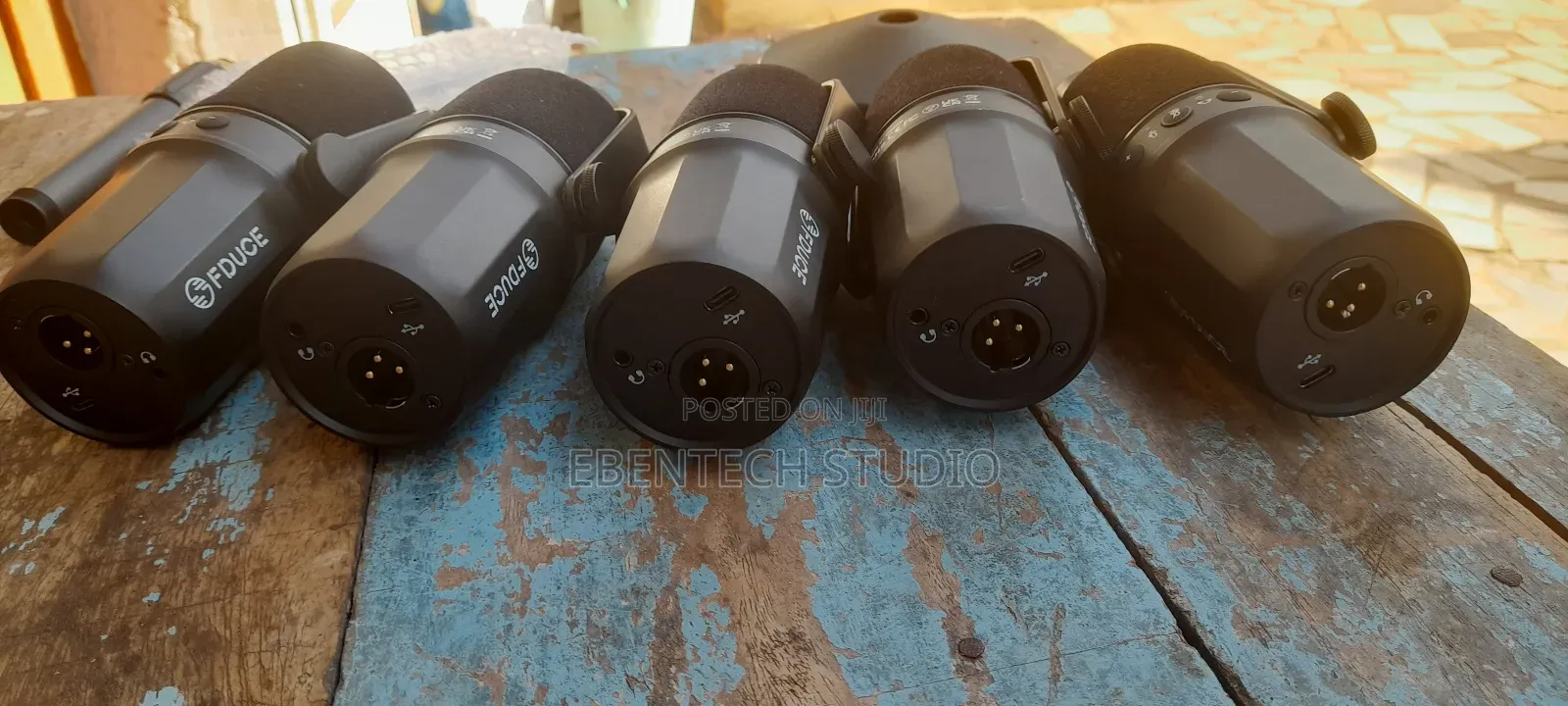Podcast AMD Vocal Microphones for Rent