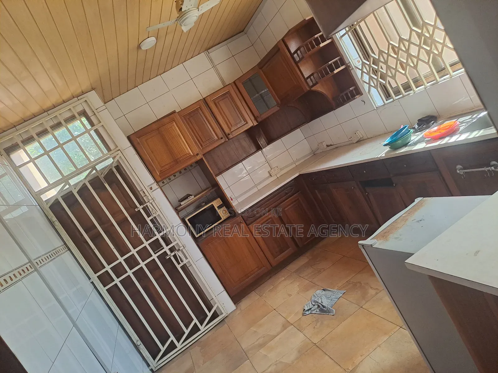 3bdrm Apartment in Achimota for rent