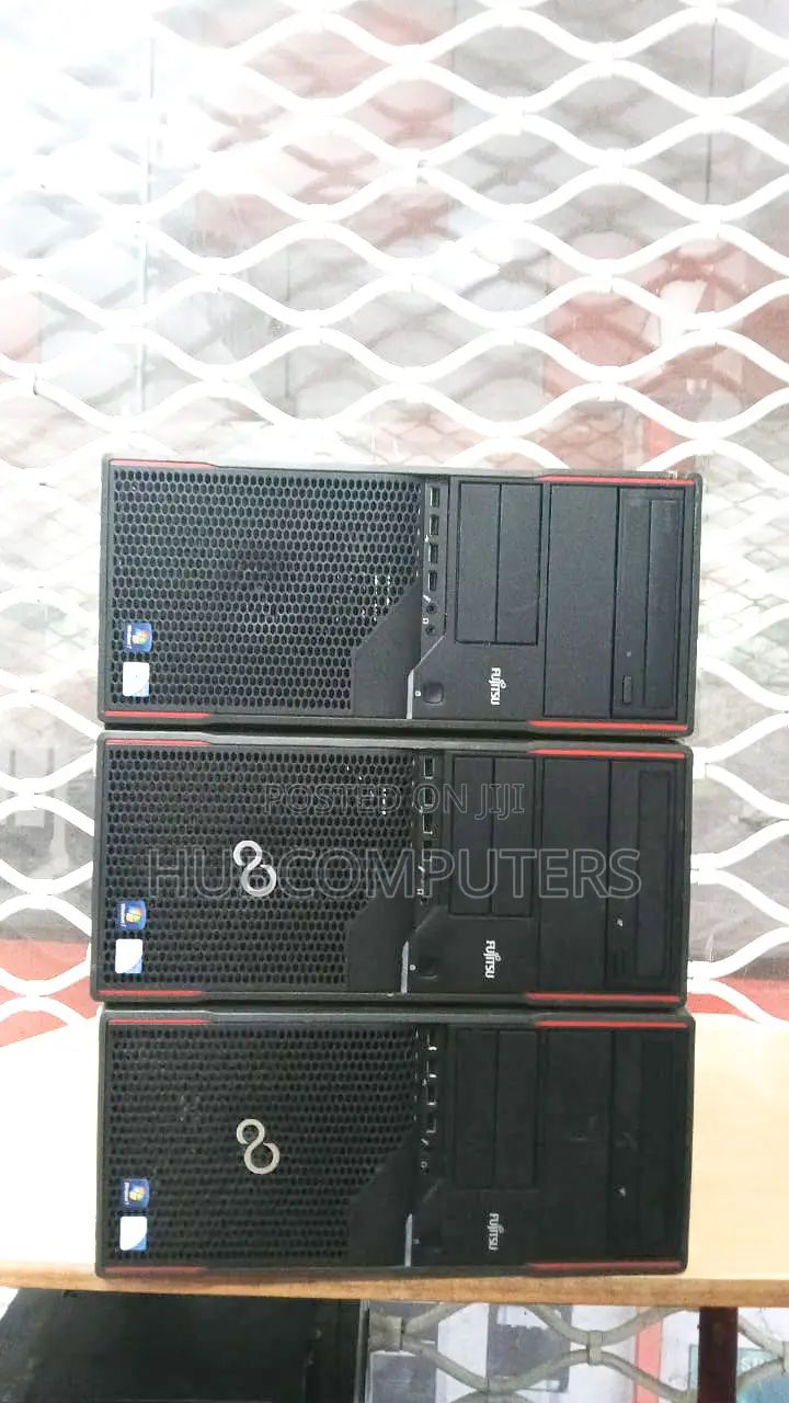 Desktop Computer Fujitsu Esprimo P757/E90+ 4GB Intel Pentium HDD 250GB