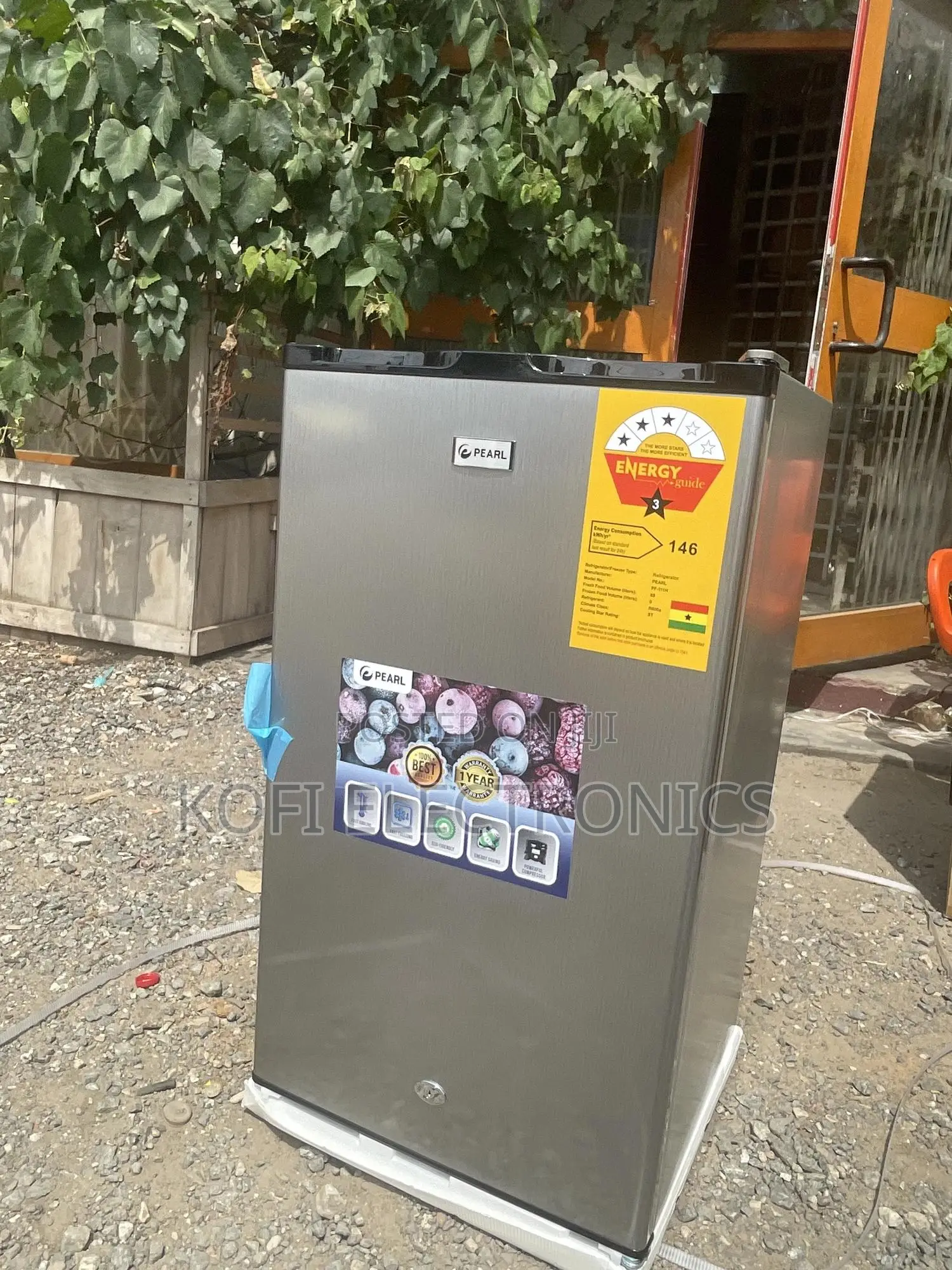Pearl Single Door Refrigerator With Lock Function