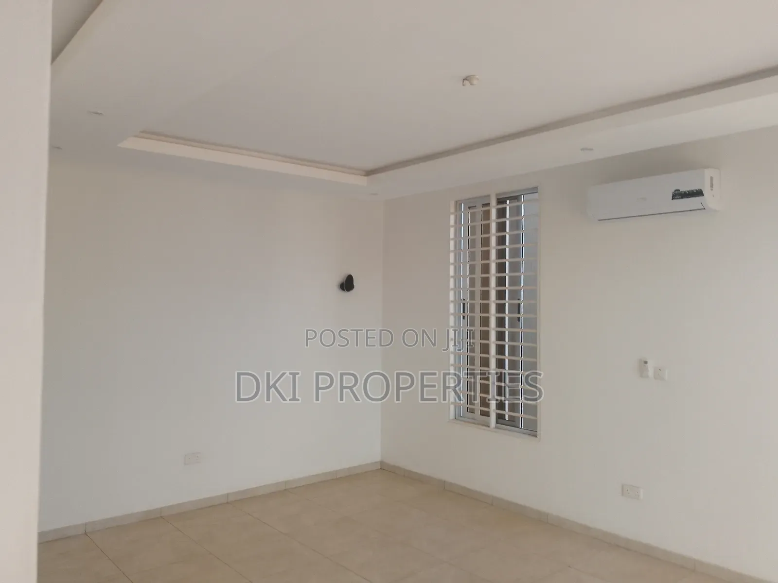 4bdrm House in Dki Properties, New Legon for sale
