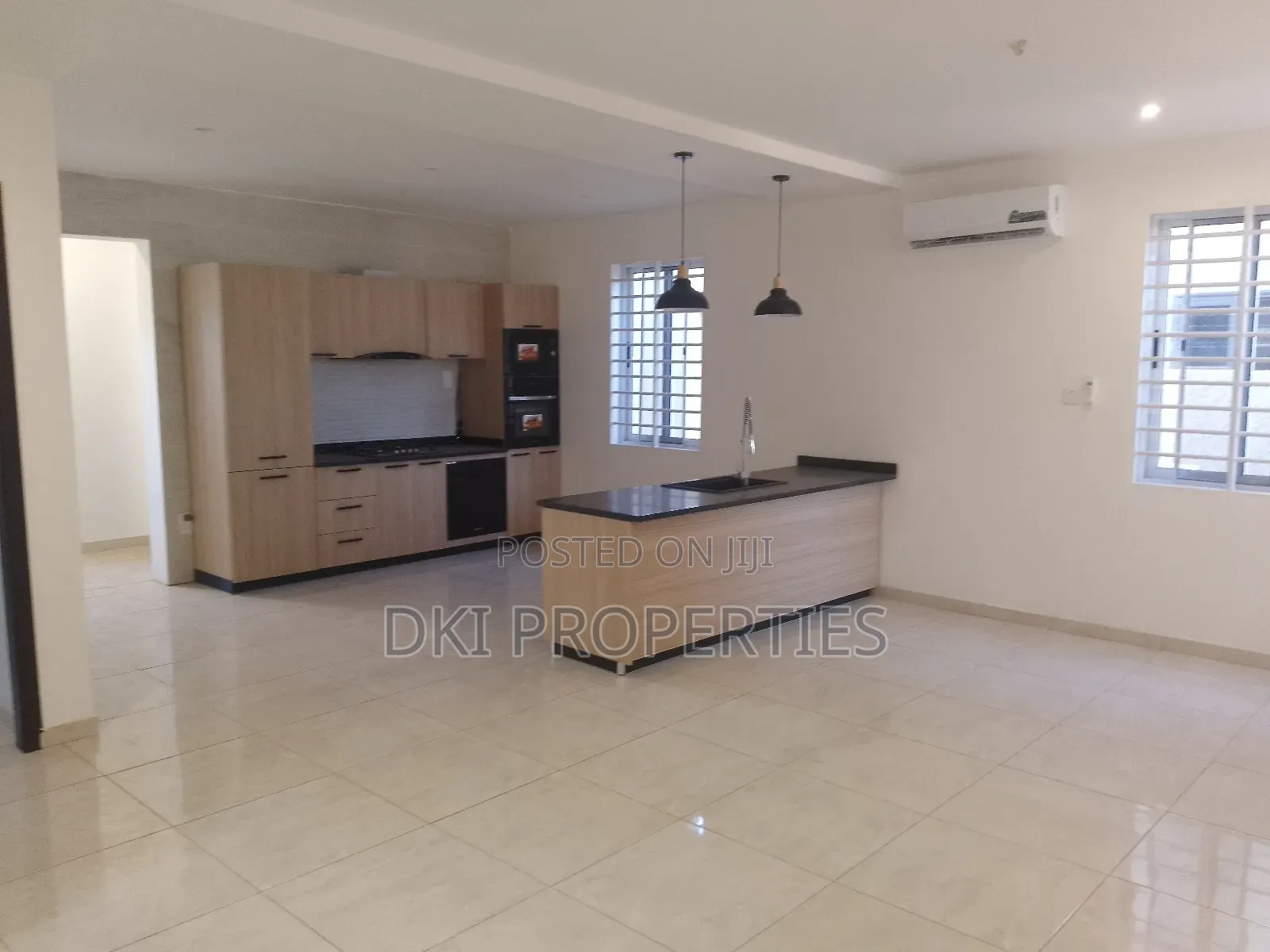 4bdrm House in Dki Properties, New Legon for sale