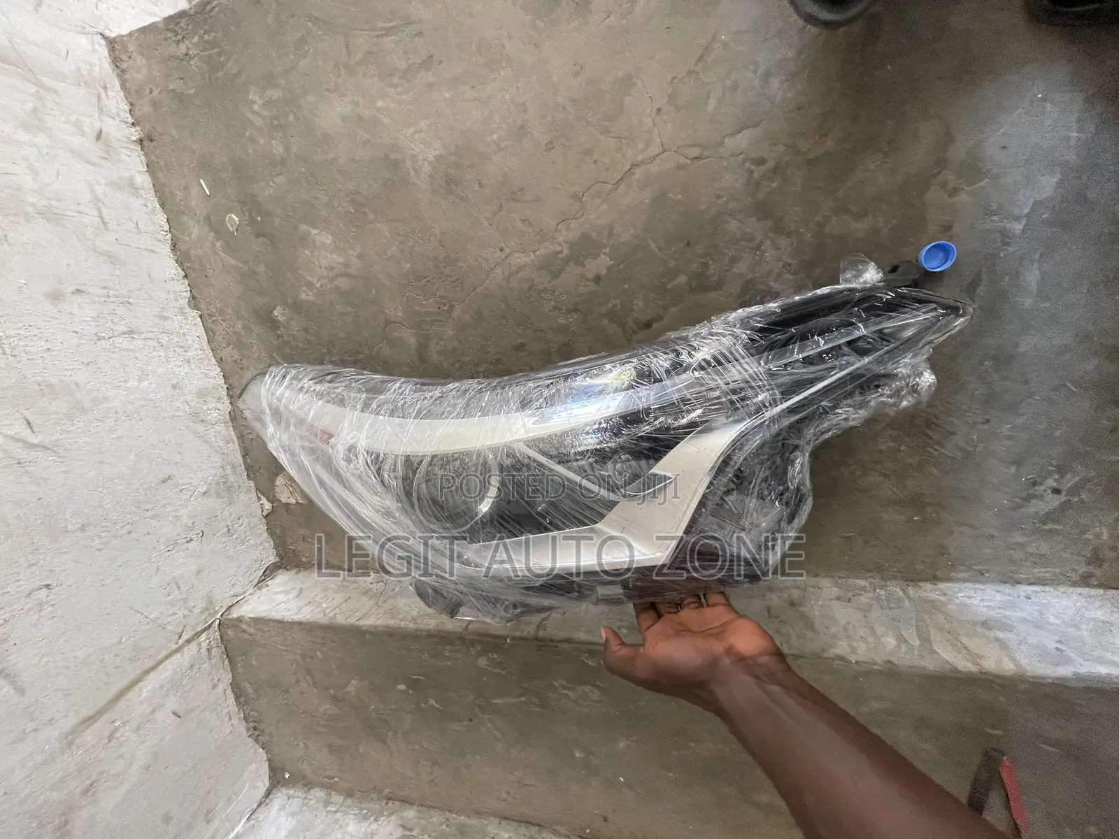 Toyota CHR 2016,2017,2018,2019 Headlights