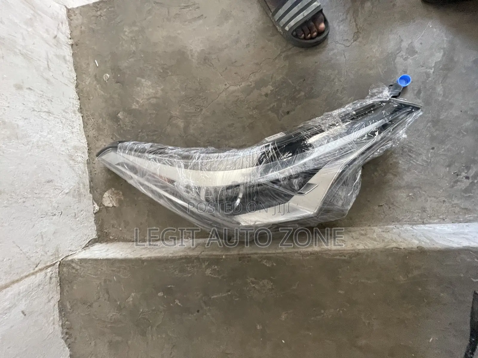 Toyota CHR 2016,2017,2018,2019 Headlights