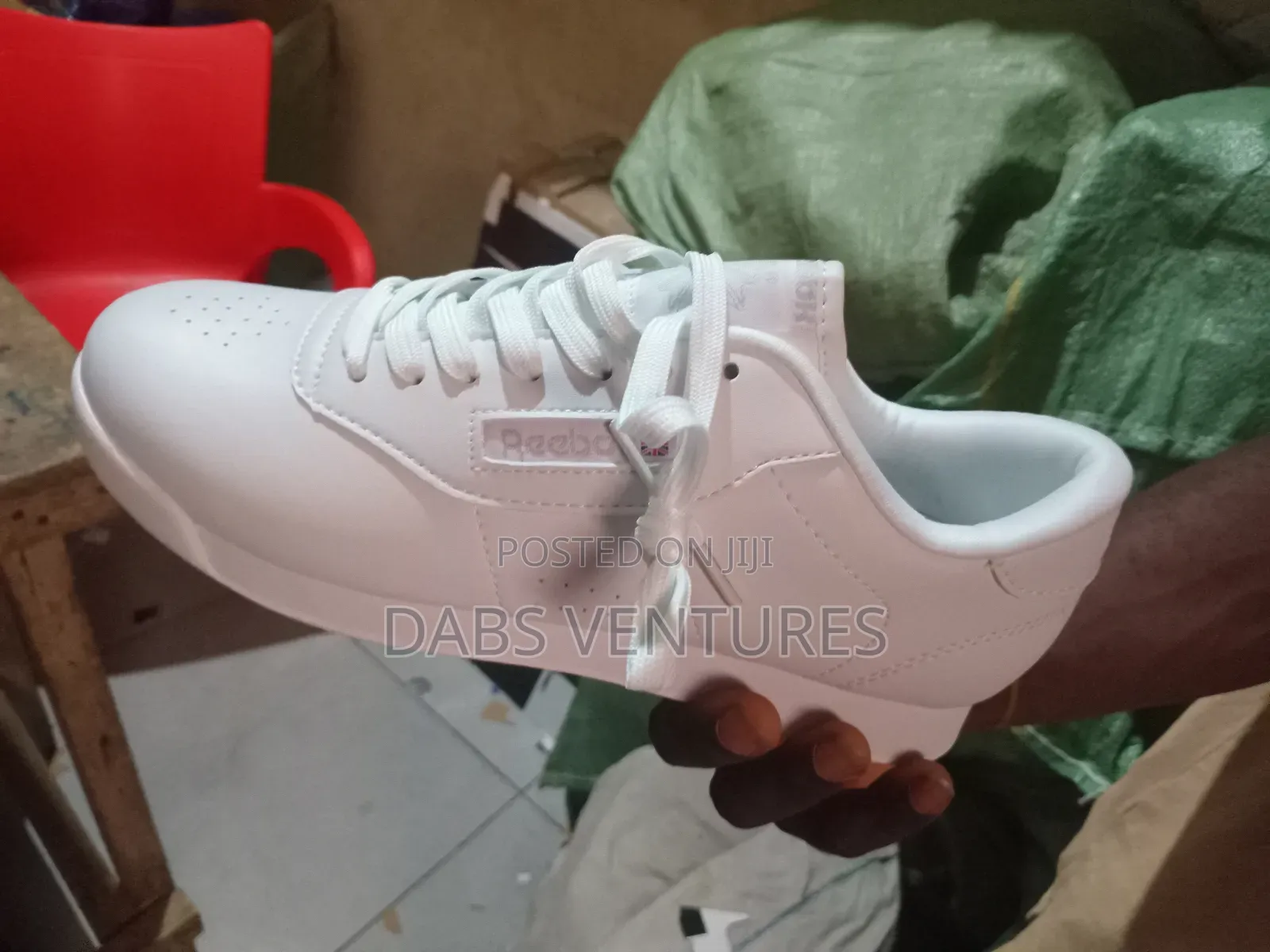 High Quality Reebok Sneakers