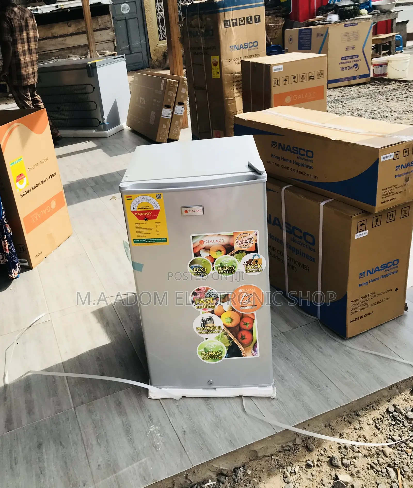 High Quality Galaxy Single Door Table Top Fridge.