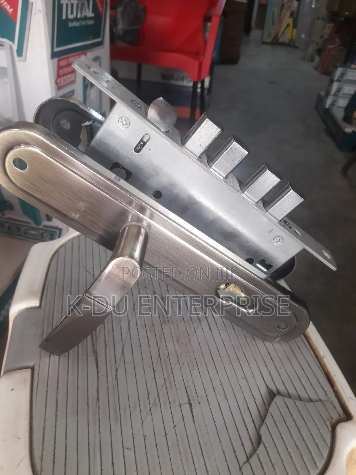 Pacco Door Lock