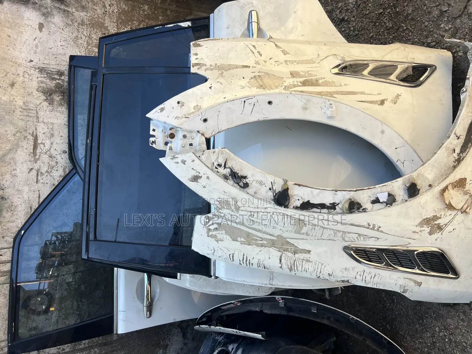 Infiniti QX56 2018 Doors , Booth,And Fenders