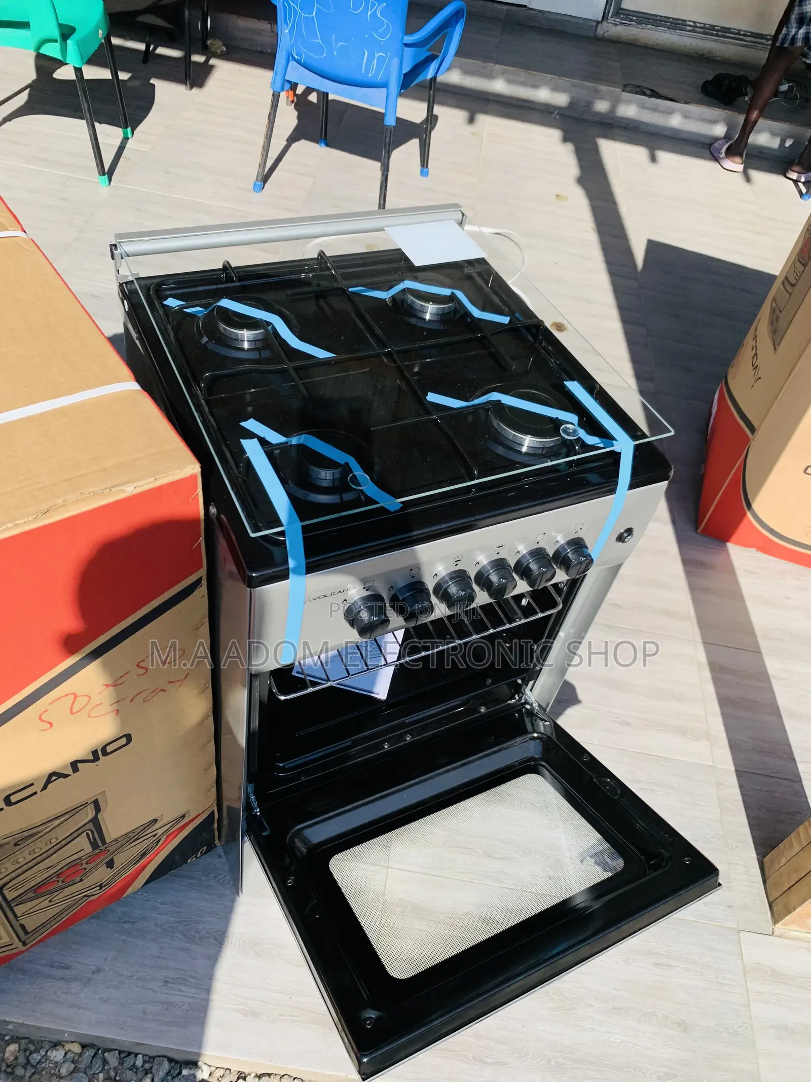 Black Silver Color Gas Cooker 50x50 Cm