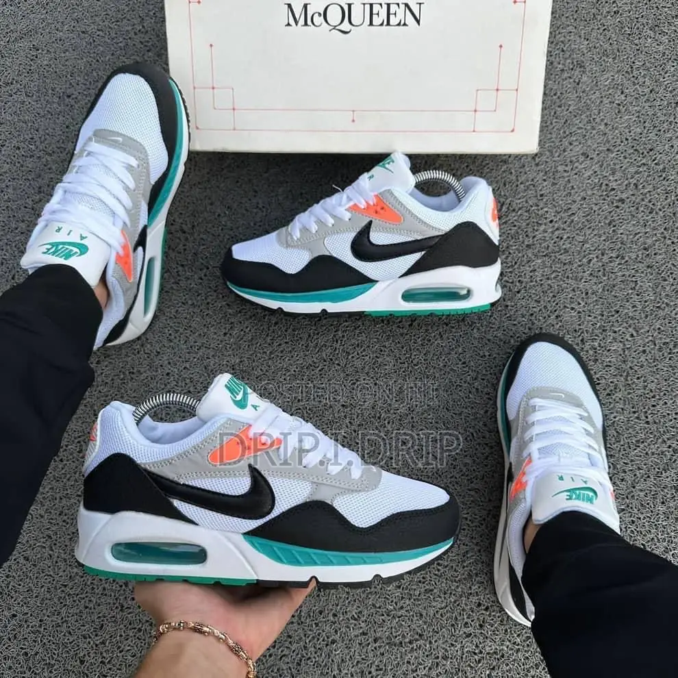 Air Max 1 .100% Authentic and Tough . Comes in Box