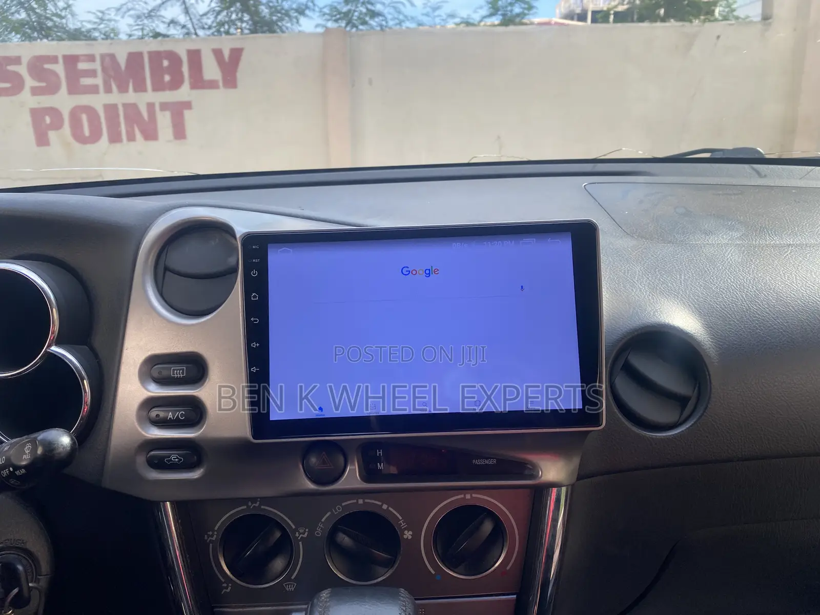 Toyota Matrix 2002-07 Android Tape Carplay Screen