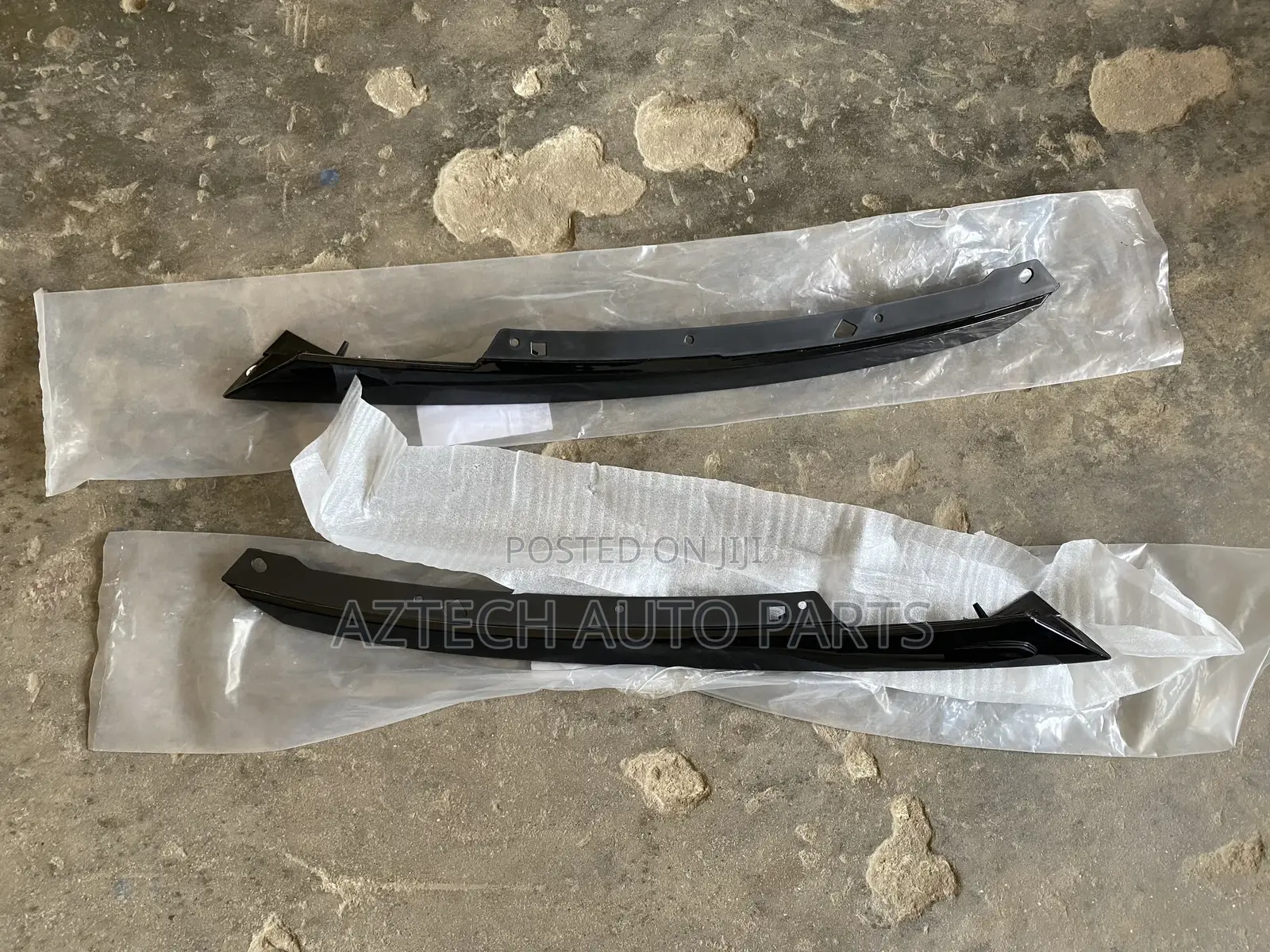 Honda Civic 2016,2017,2018,2019 Head Light Chrome /Moulding