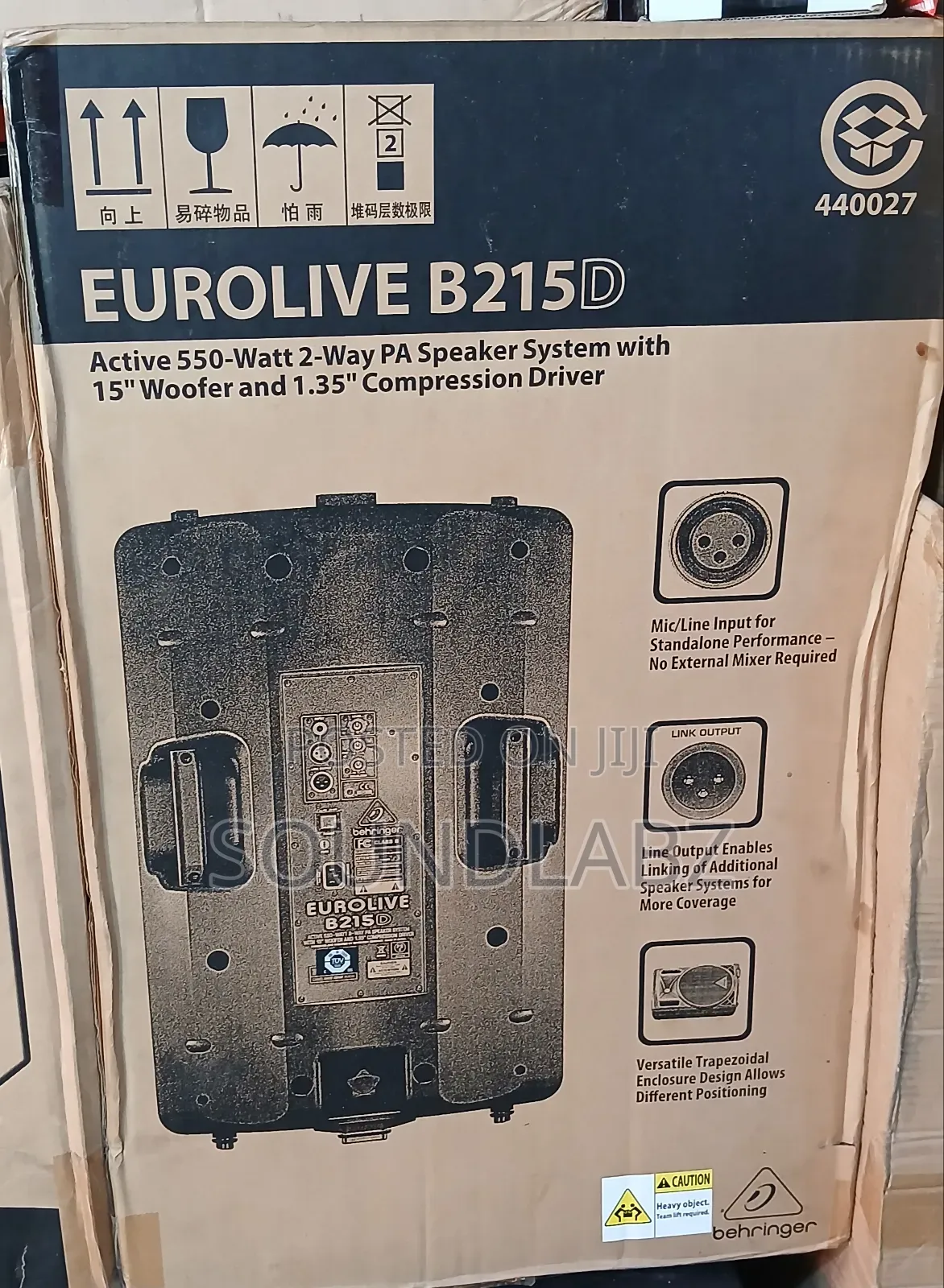 Behringer Eurolive B215D 550W 15 Inch Powered Speaker