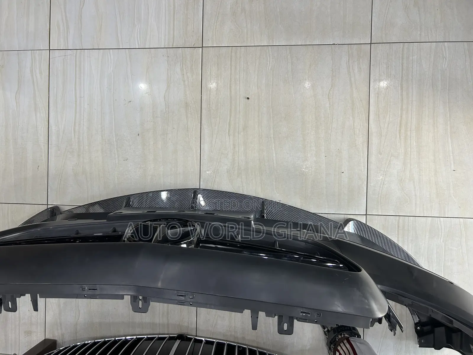 W213 E63s Amg Bumper With Carbon Fiber Sport Lip 2017-2020