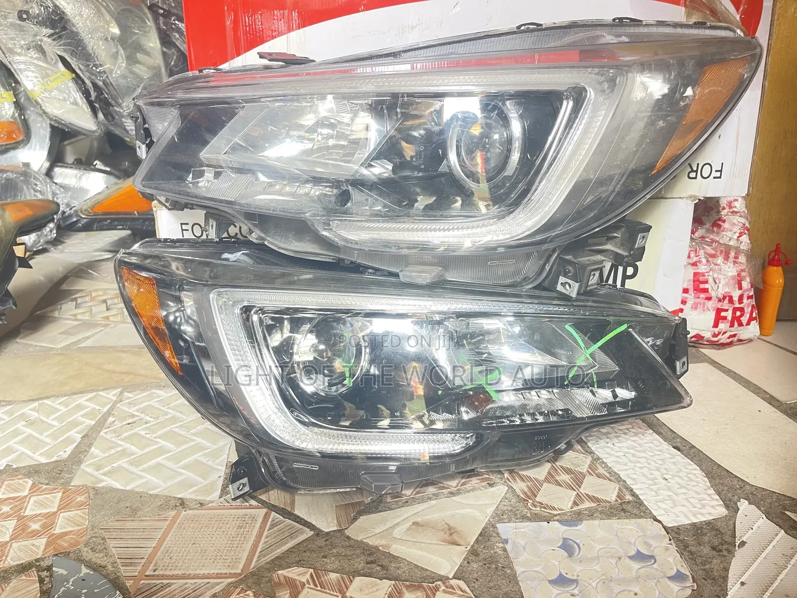 Subaru Legacy Outback 2018 Headlight
