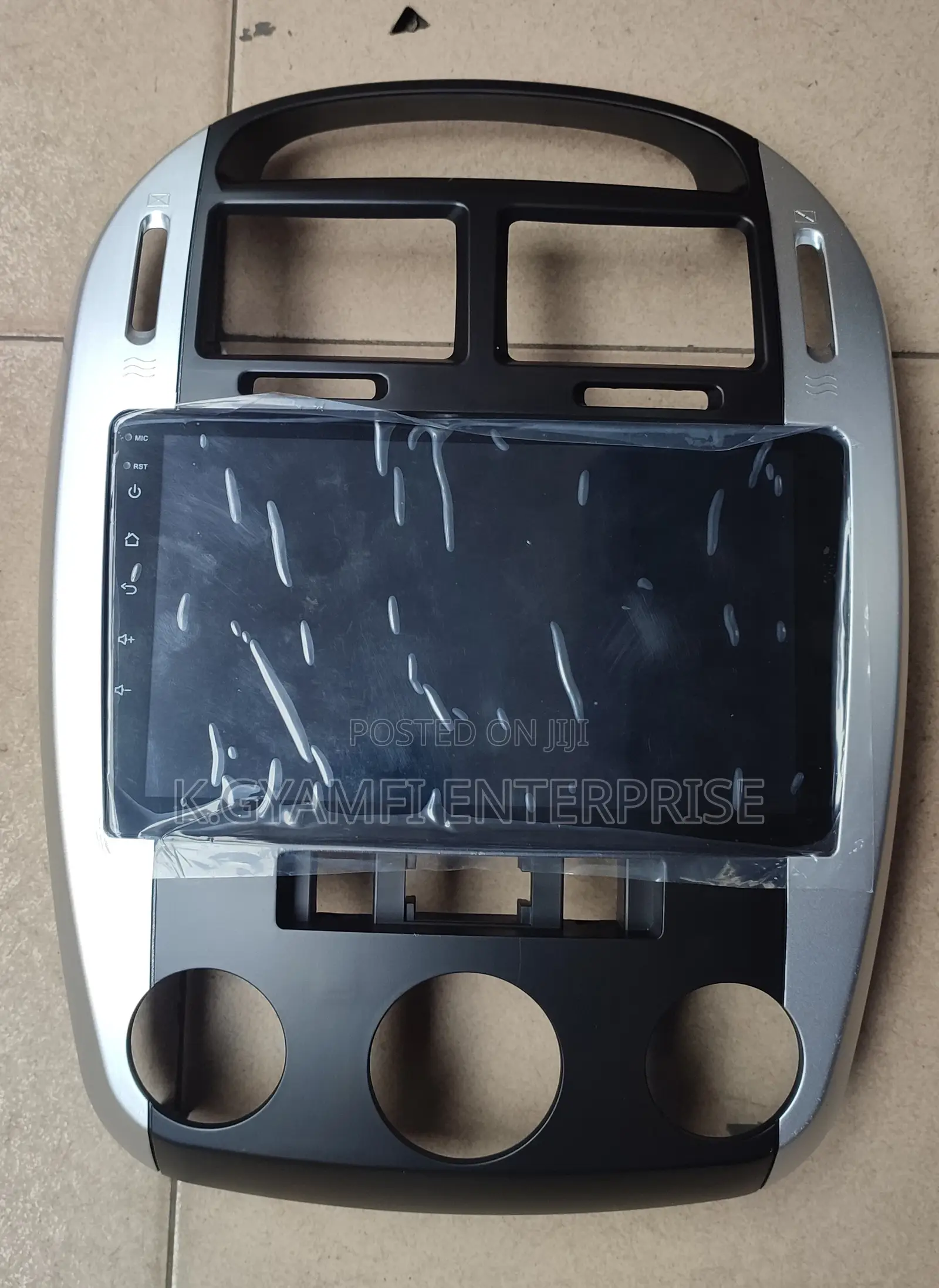 New Android Tape for All Cars (With Reverse Camera)