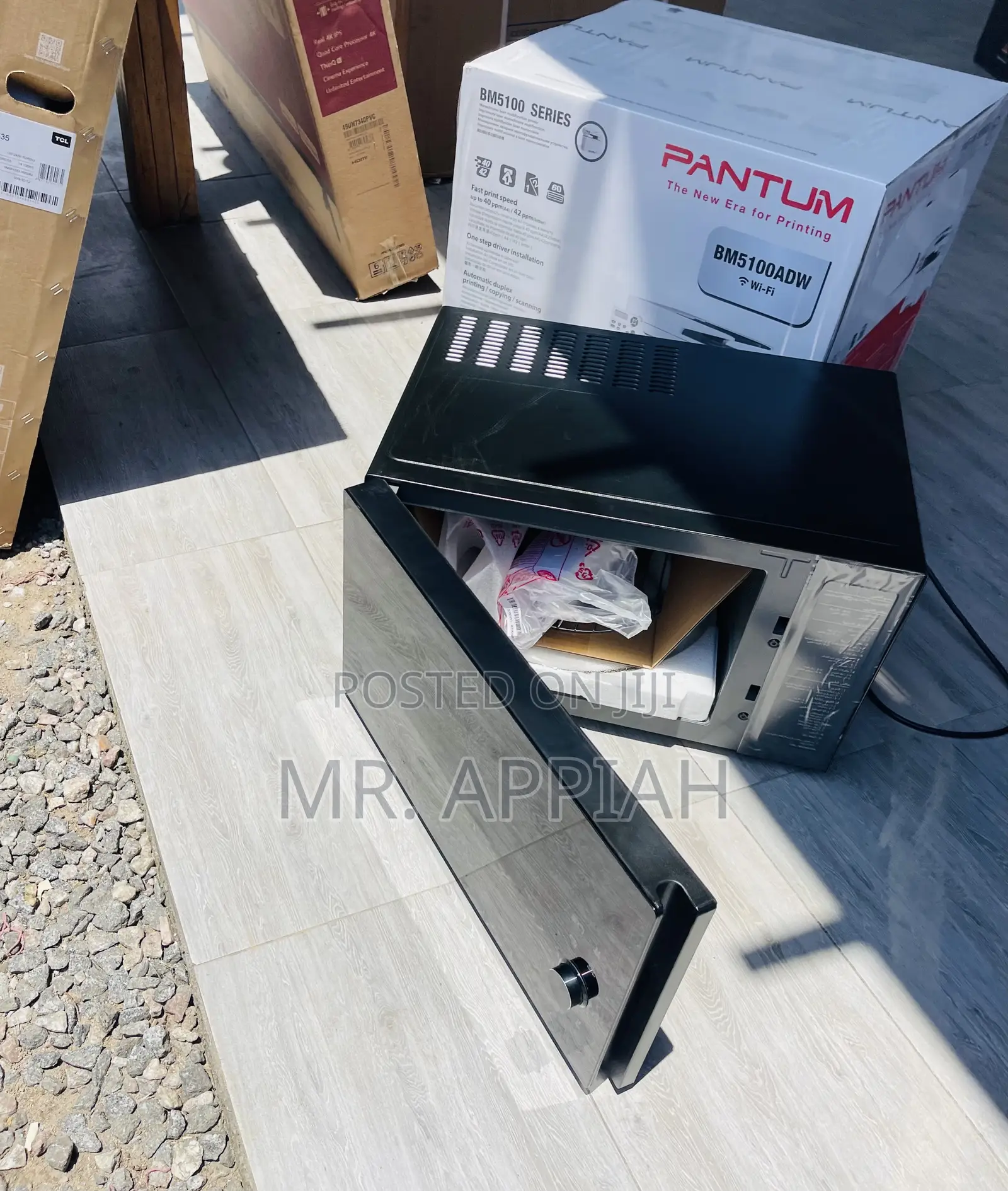 Countertop 42L Electric Smart Inverter Microwave Oven.