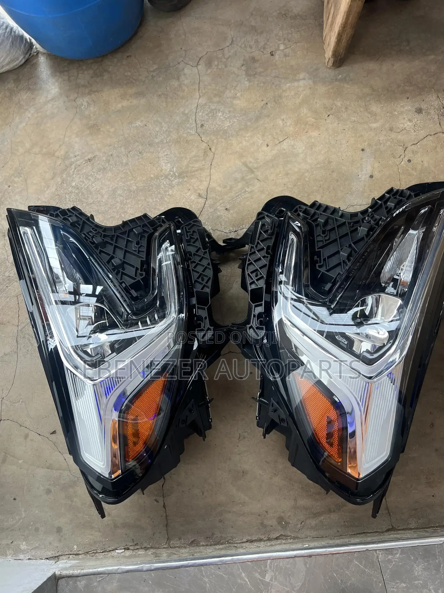GMC Terrain 2018,2019,2020 Headlights
