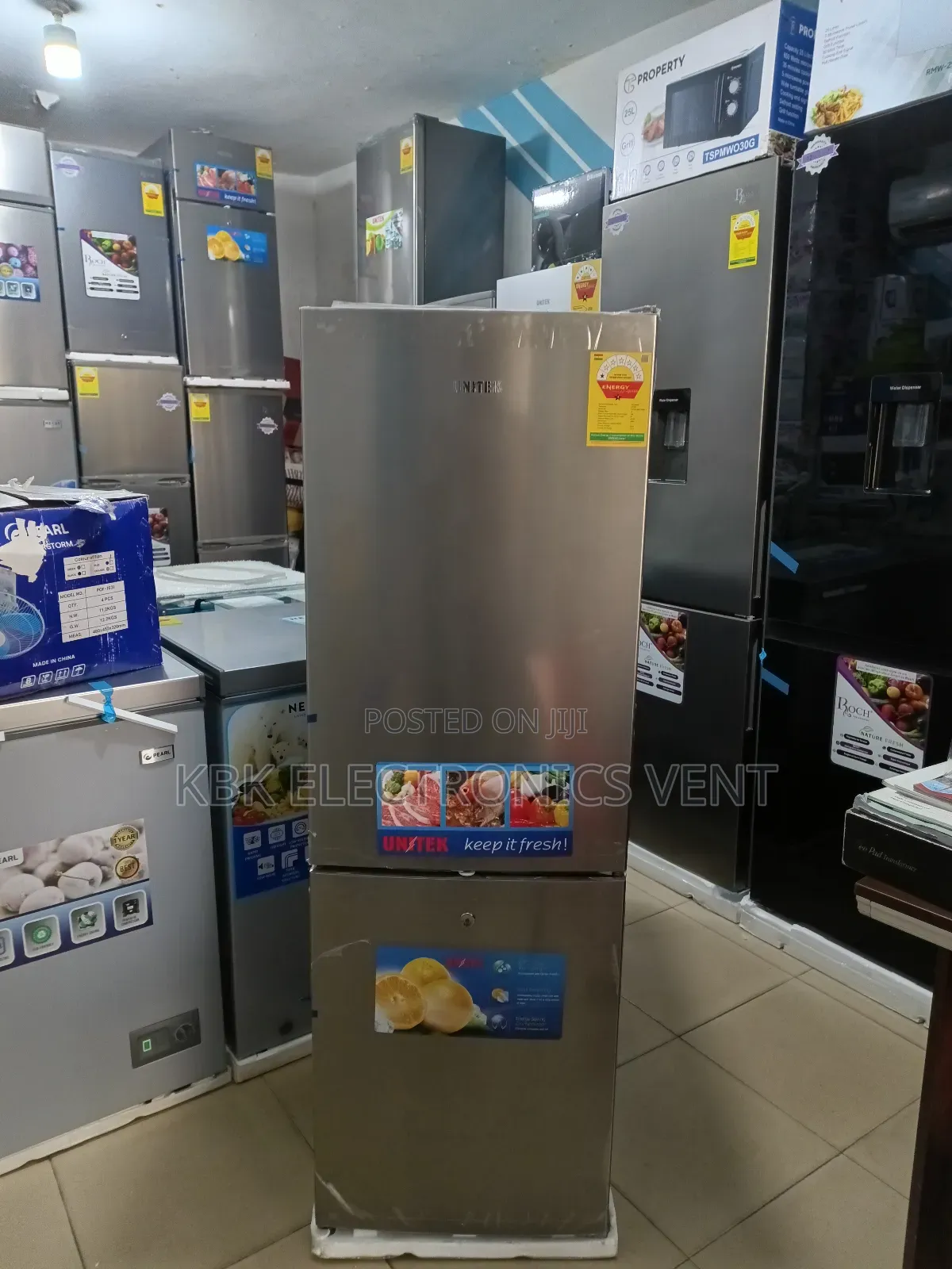 Unitek 157liter Double Door Refrigerators