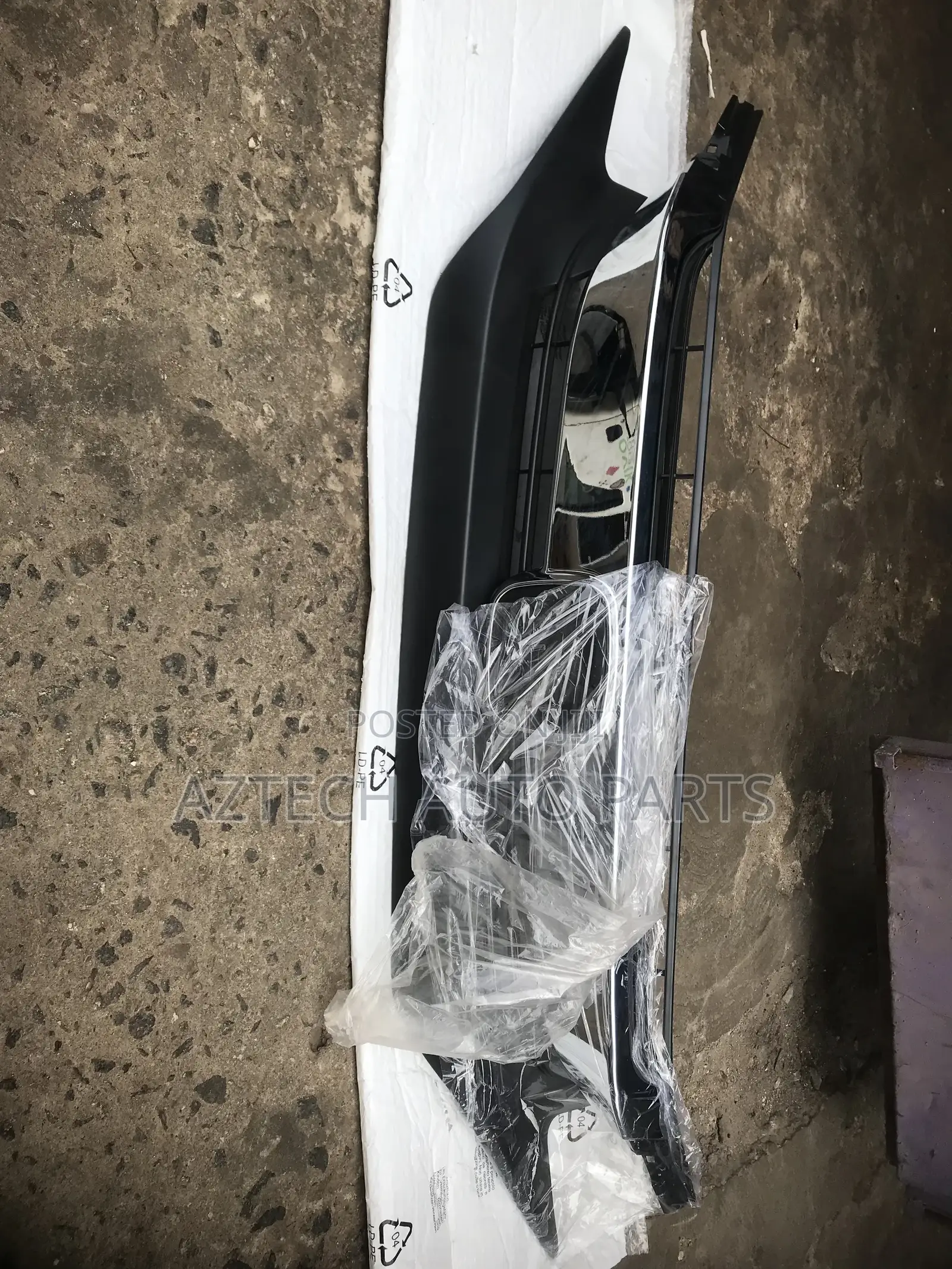 Honda Civic 2016,2017,2018 Top Shells, Front Grille
