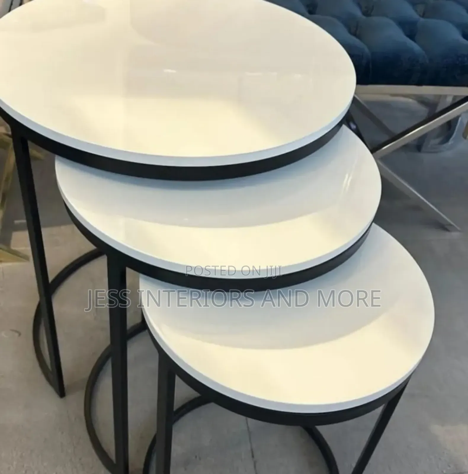 Round Side Table