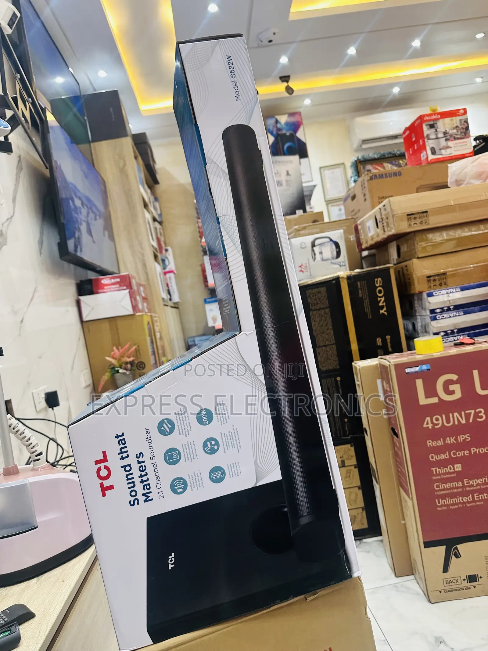 Ready to Play TCL Soundbar With Wireless Woofer S522W