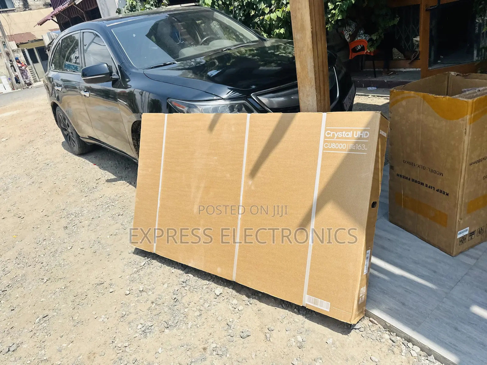 Zealous Slim UHD Smart Glossy Television Samsung 65”Cu800