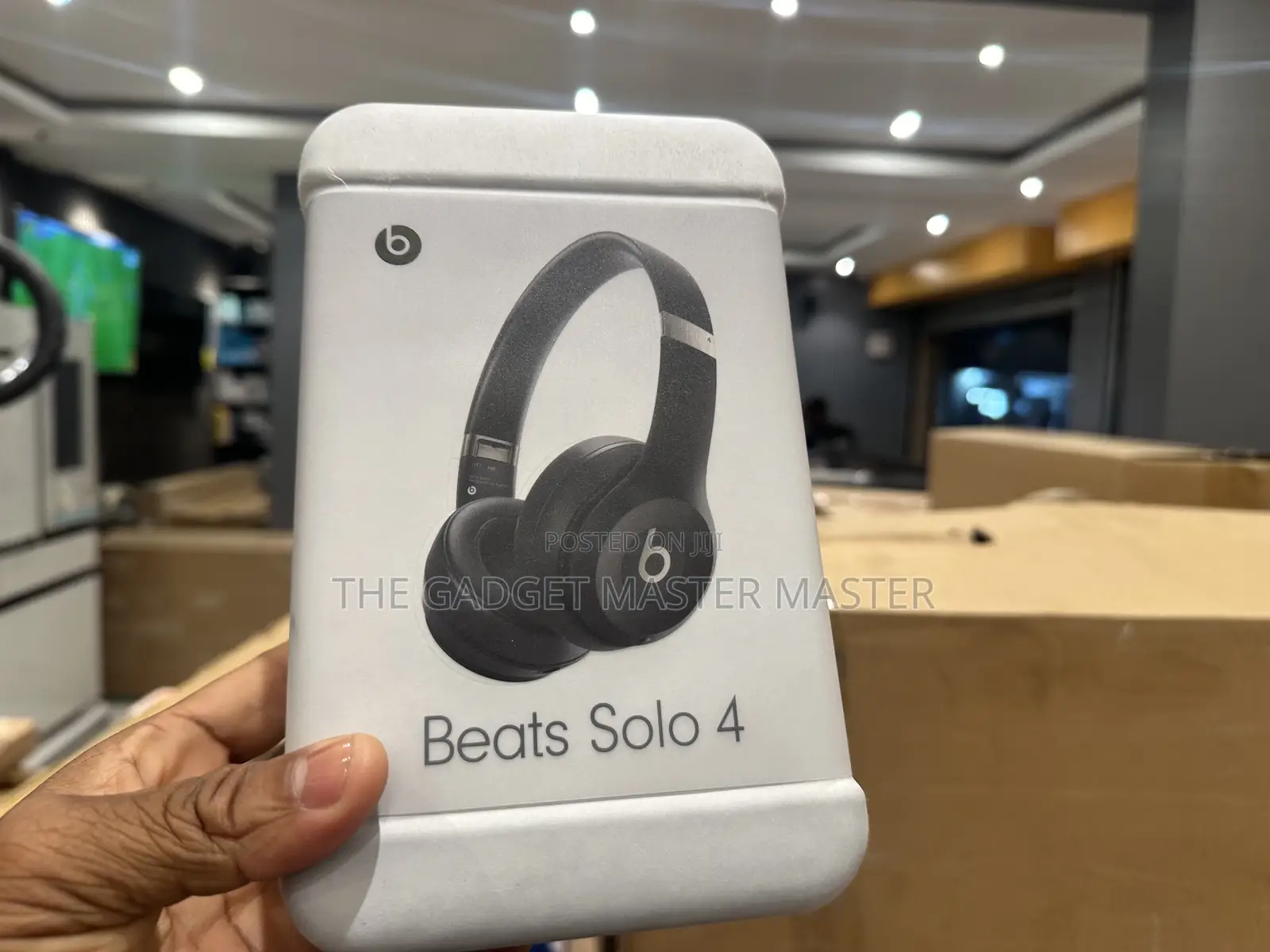 Beats by Dr. Dre Beats Solo 4 Wireless on-Ear Headphones