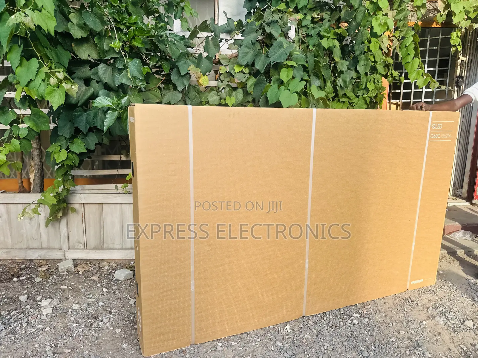 Samsung Qled ——85”Q70c