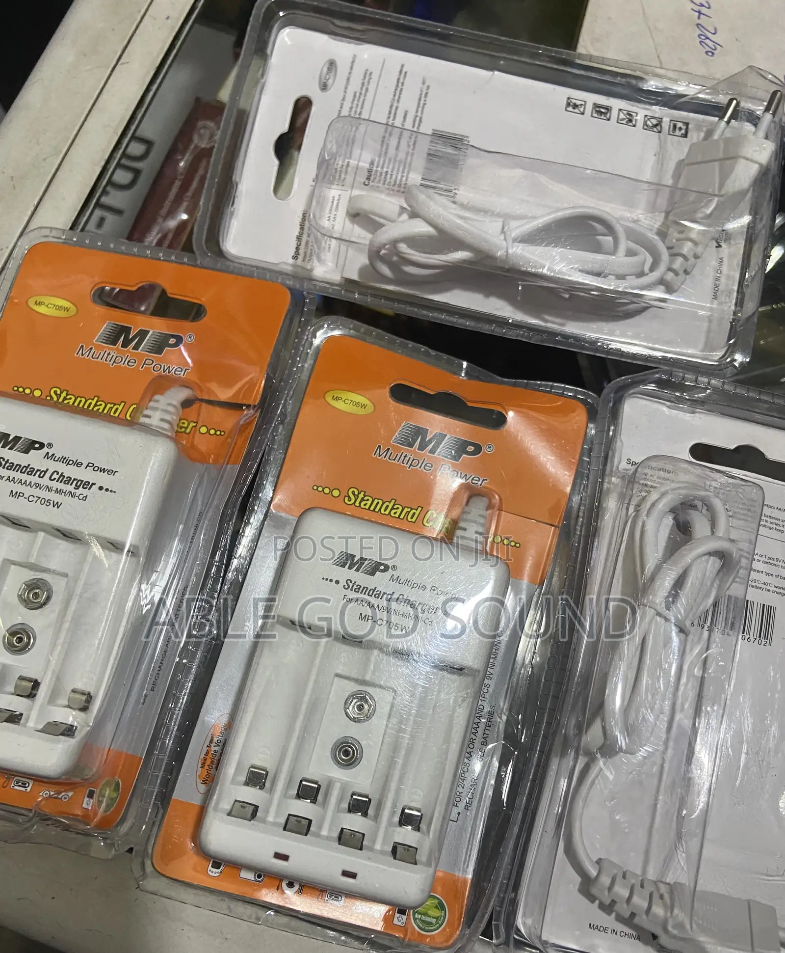MP Microphone Battery Charger