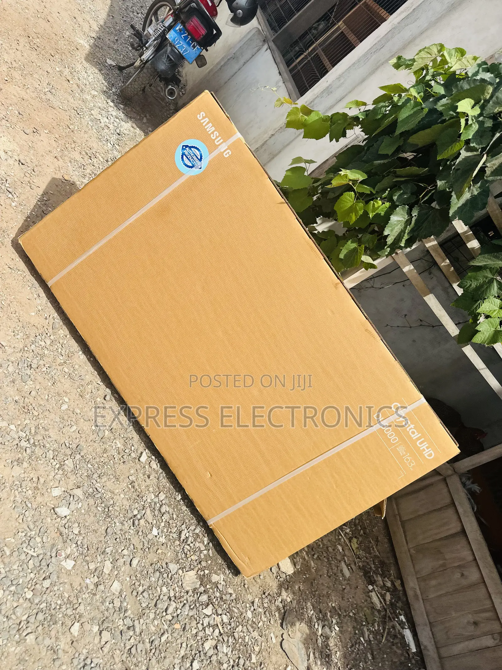 Samsung UHD Smart 65”DU8000