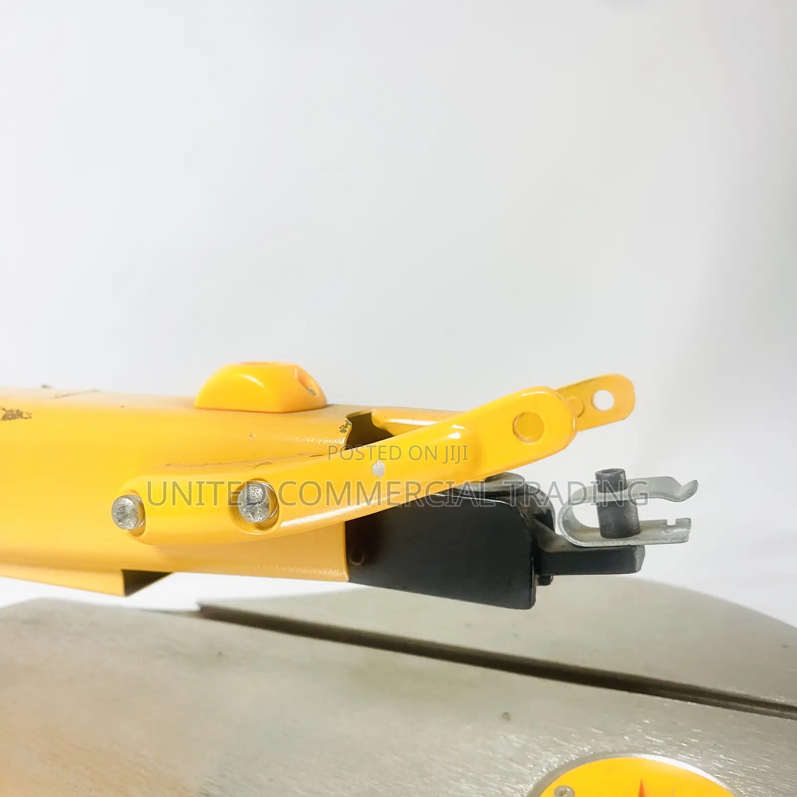 Scrow Saw (85w)
