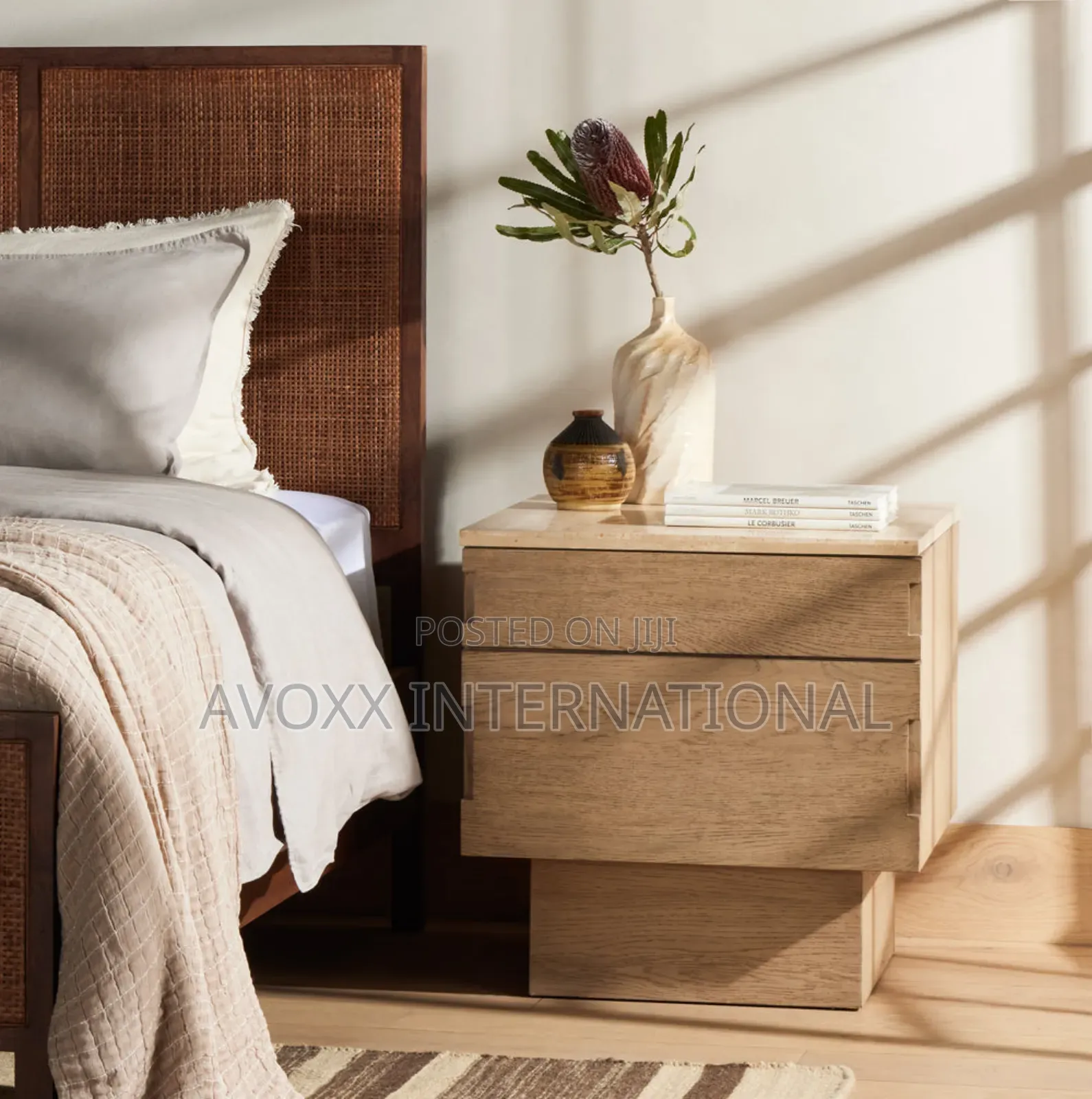 Jaylen Nightstand- Case Yucca Oak