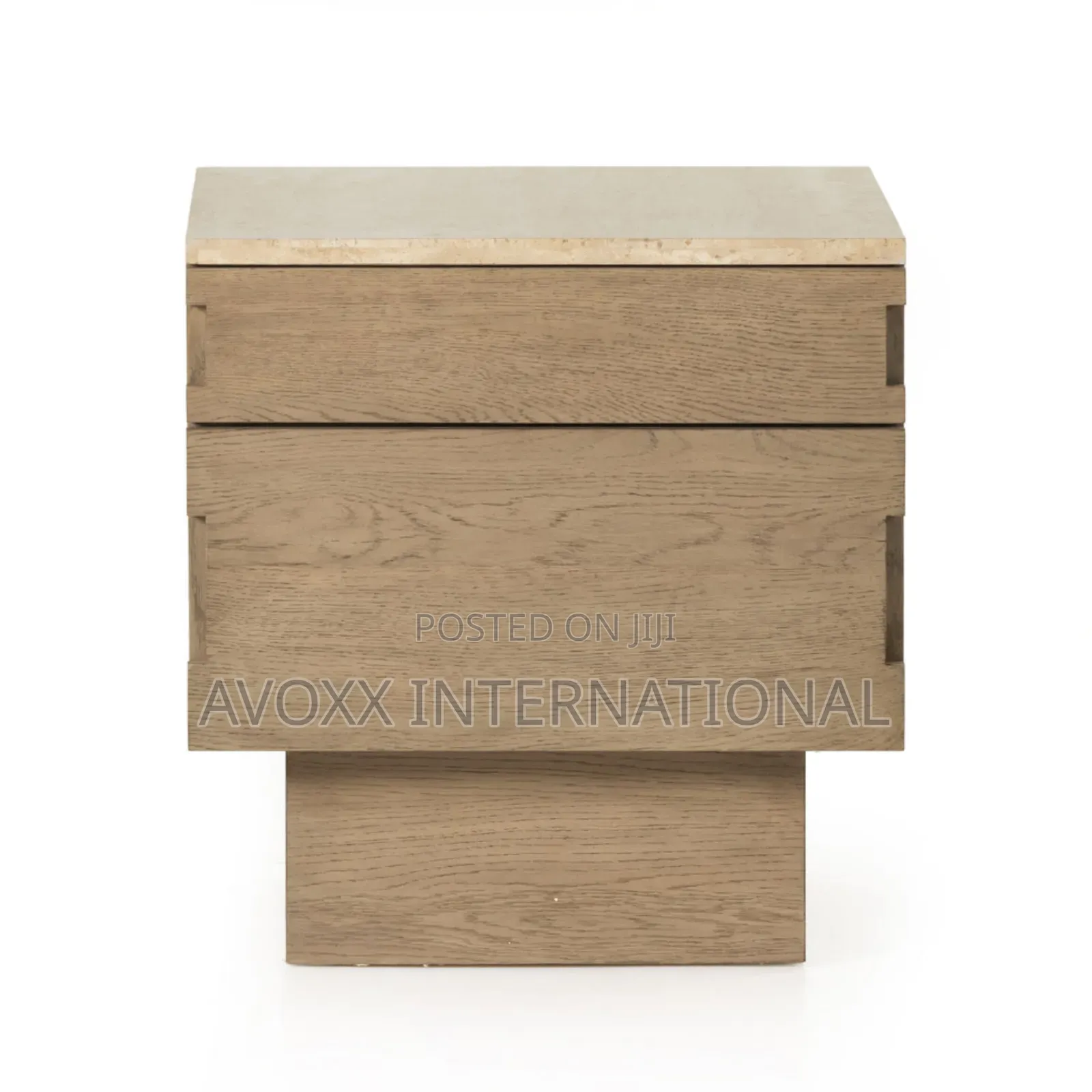 Jaylen Nightstand- Case Yucca Oak