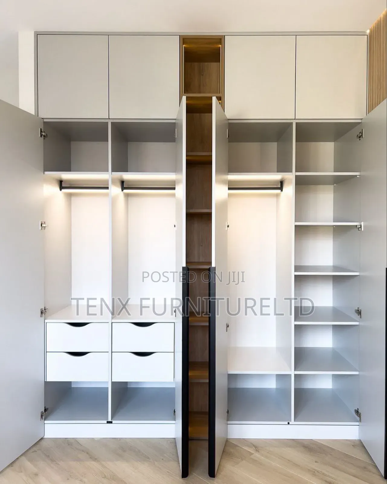 Built Inn Wardrobe (Acadia)