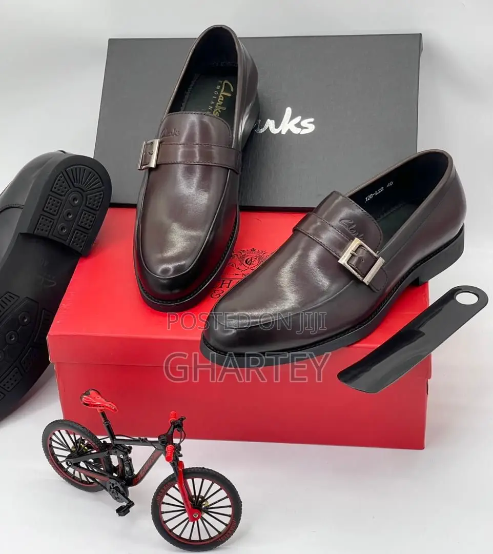 Executive Luxury Men’S Clarks Shoes Coffee