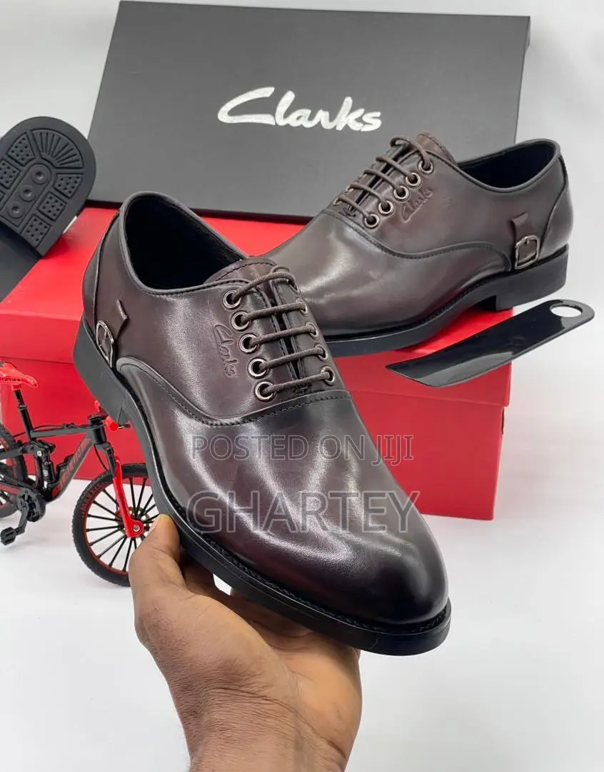 Unique Designed Clark’S Leather Shoes for Men, Coffee