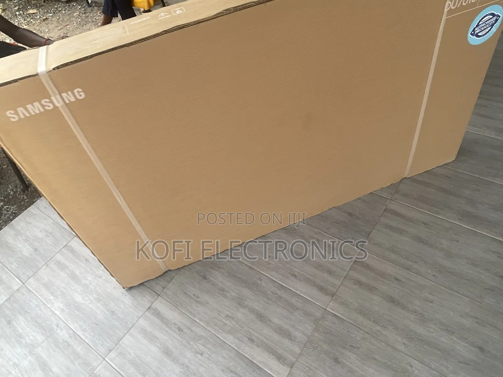 Impressively Slim Design Samsung 65DU7000 TV, Smart TV